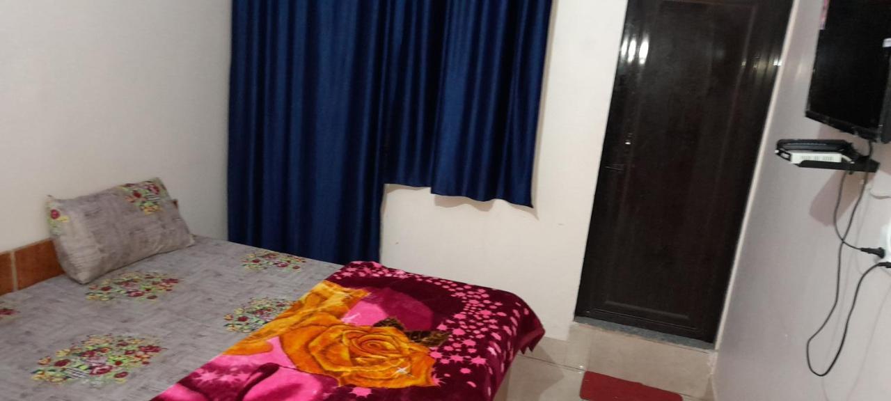 Monika Home Stay Rishikesh Exterior photo